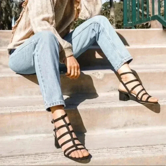 Louise Et Cie Anja Black Strappy Gladiator Sandals - Picture 12 of 16